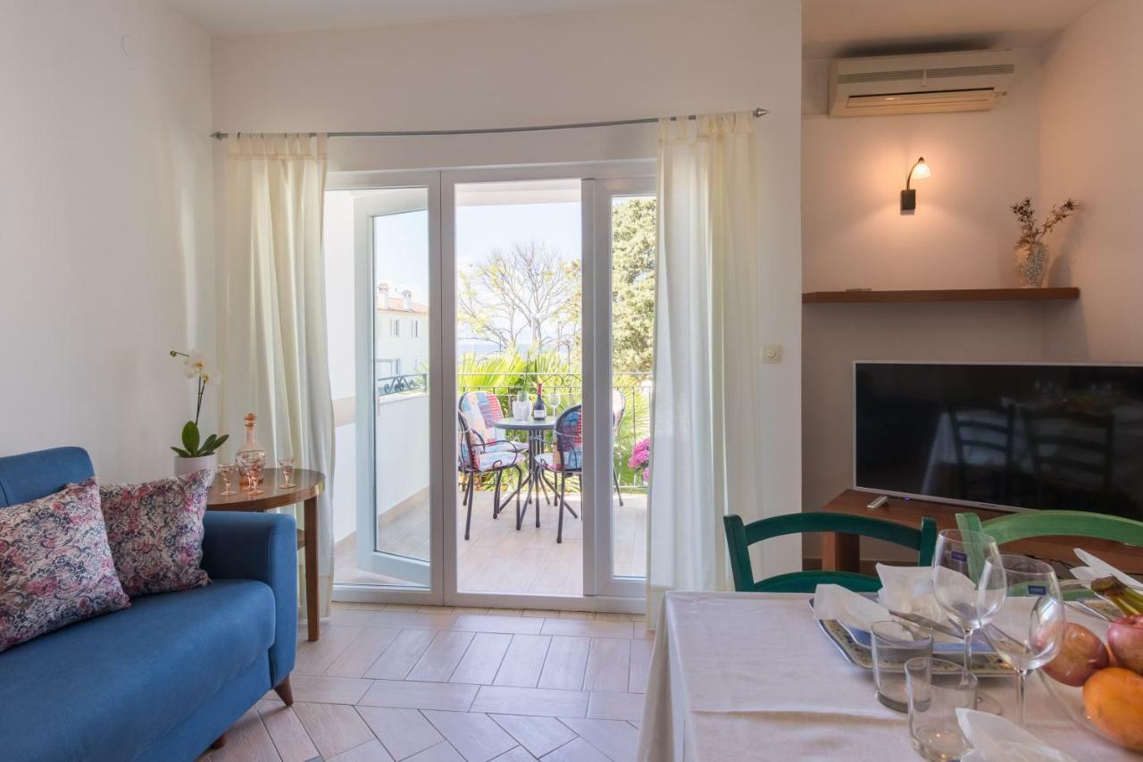 Apartments Ivona Malinska Εξωτερικό φωτογραφία