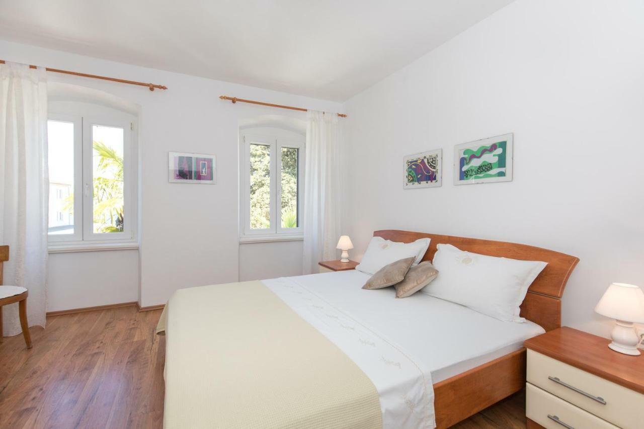 Apartments Ivona Malinska Εξωτερικό φωτογραφία