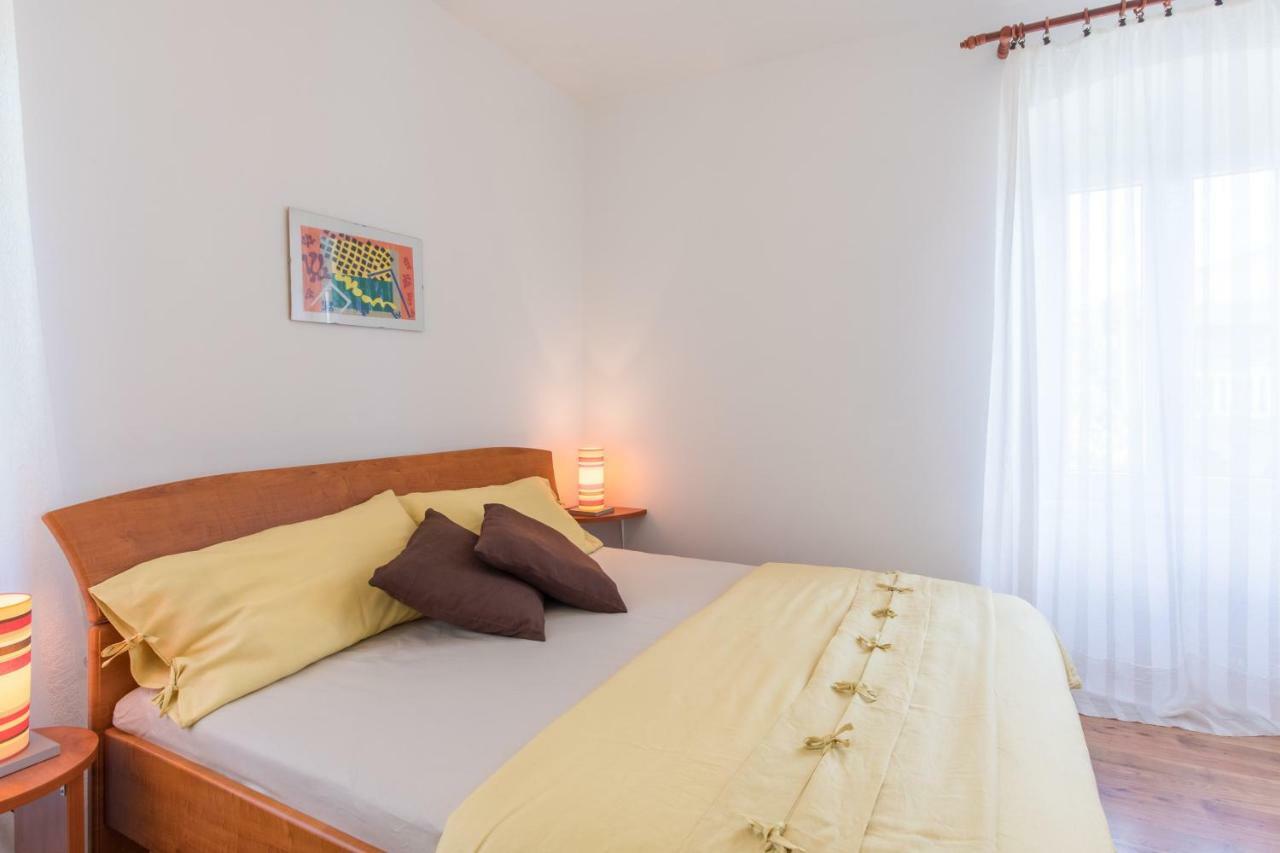 Apartments Ivona Malinska Εξωτερικό φωτογραφία